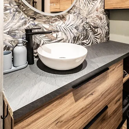 Apartman Prestige, Rickeys *